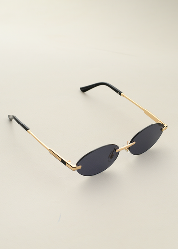 عینک افتابی پرادا