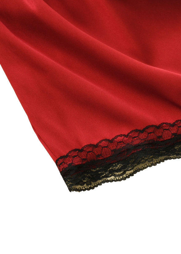 ست تاپ و شورتک ساتن گیپور دار